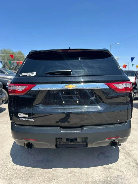 2018 Chevrolet Traverse - Image 3 of 9