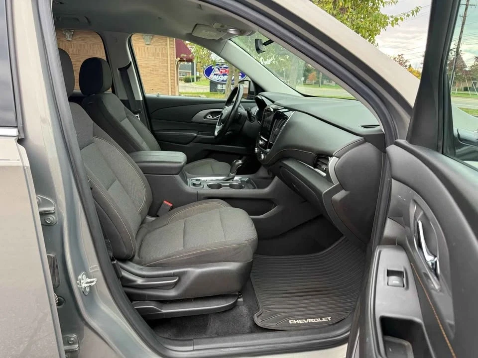 2018 Chevrolet Traverse - Image 15 of 20