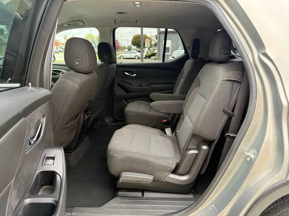 2018 Chevrolet Traverse - Image 10 of 20