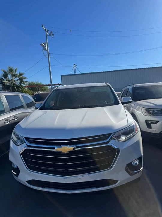 2018 Chevrolet Traverse - Image 2 of 5