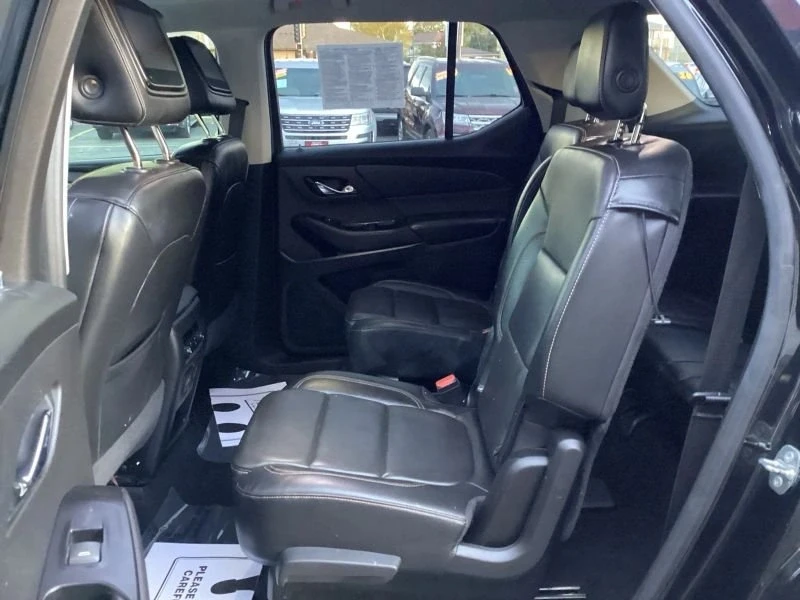 2018 Chevrolet Traverse - Image 9 of 17