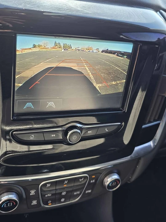 2018 Chevrolet Traverse - Image 2 of 10