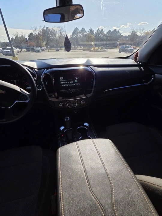 2018 Chevrolet Traverse - Image 9 of 13