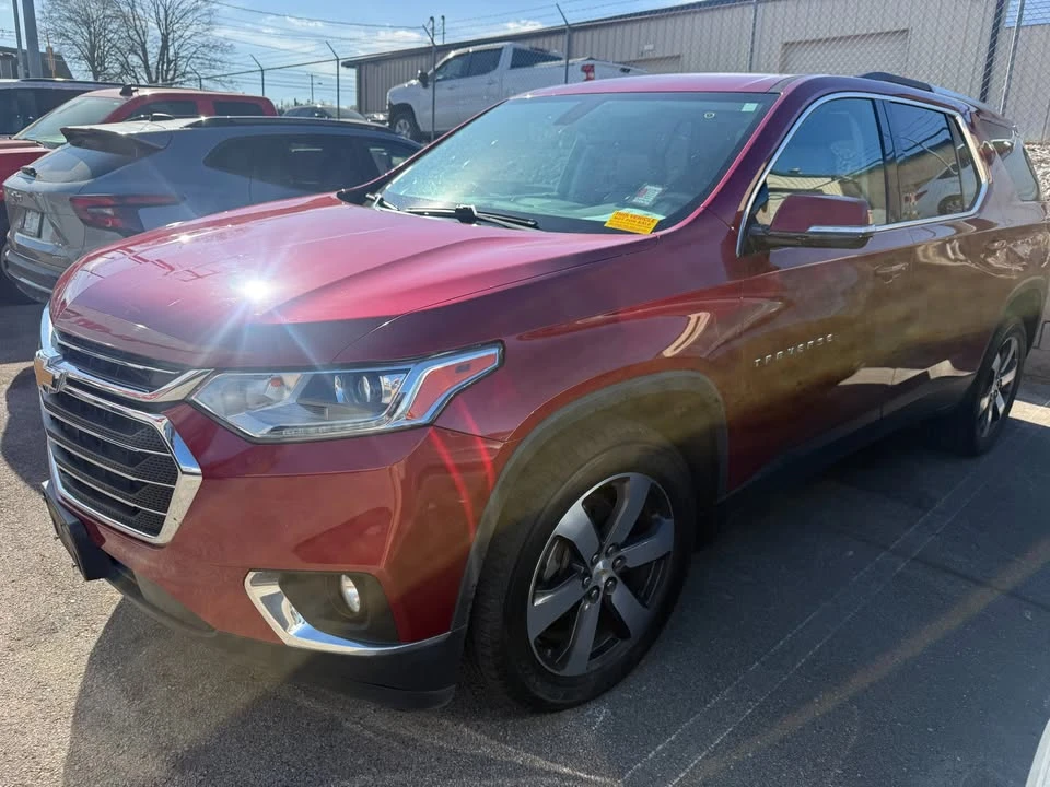 2018 Chevrolet Traverse - Image 2 of 4