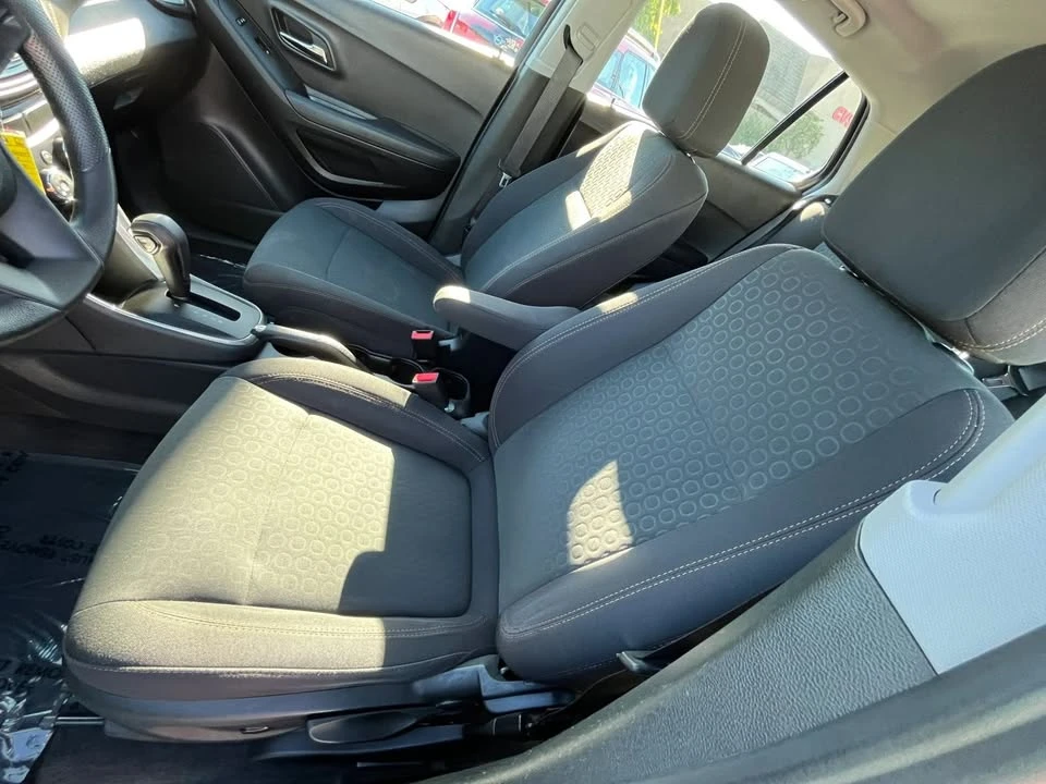 2018 Chevrolet Trax - Image 9 of 18