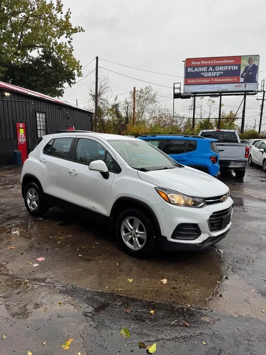 2018 Chevrolet Trax - Image 2 of 10