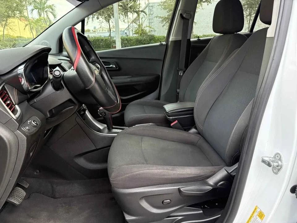 2018 Chevrolet Trax - Image 8 of 9