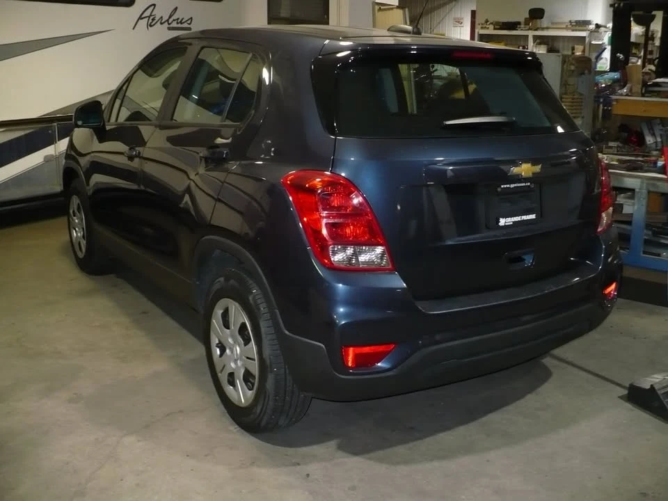 2018 Chevrolet Trax - Image 2 of 4