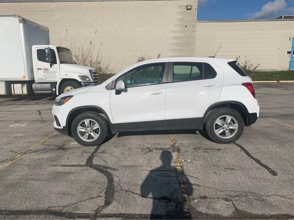 2018 Chevrolet Trax - Image 2 of 9