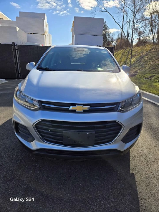 2018 Chevrolet Trax - Image 2 of 15