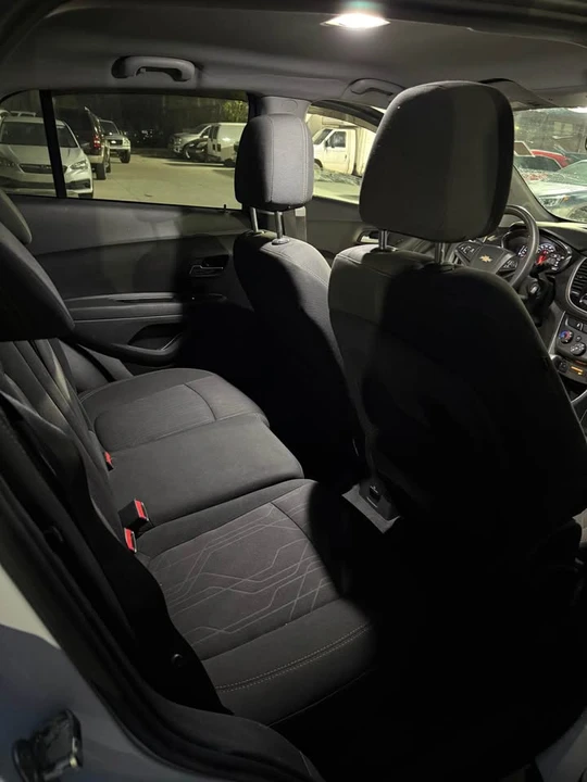 2018 Chevrolet Trax - Image 8 of 14