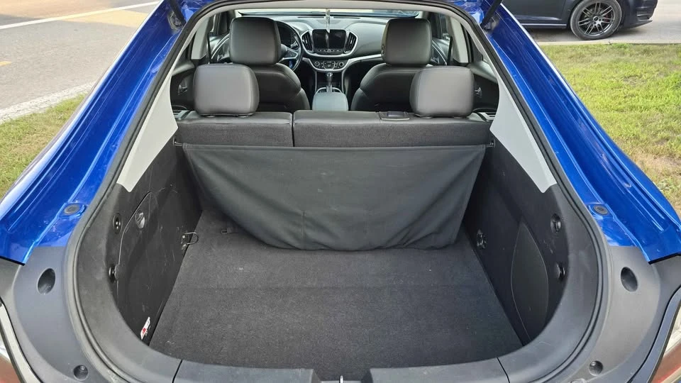 2018 Chevrolet Volt - Image 6 of 16