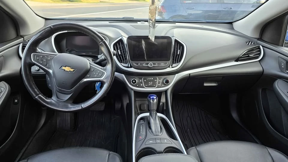 2018 Chevrolet Volt - Image 4 of 16