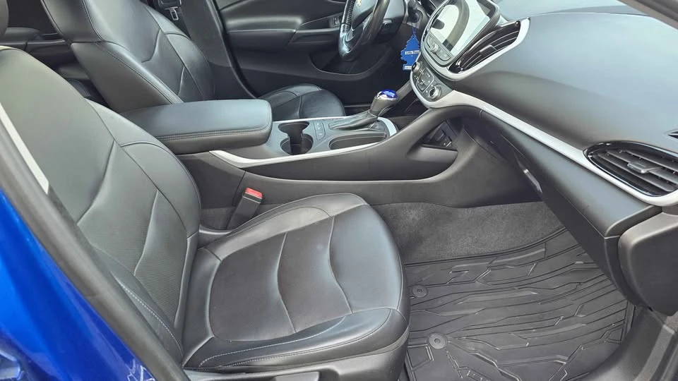 2018 Chevrolet Volt - Image 7 of 16