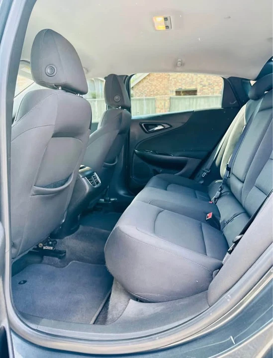 2018 Chevrolet Malibu - Image 4 of 4