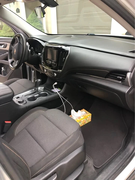 2018 Chevrolet Traverse - Image 6 of 8
