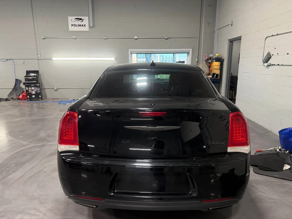 2018 Chrysler 300 (2005-2023) - Image 5 of 13
