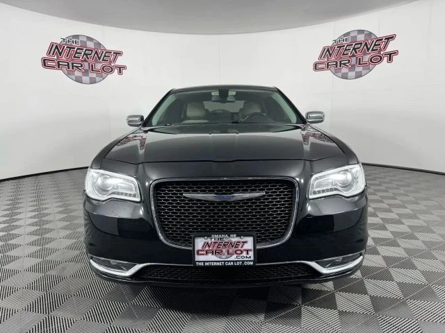 2018 Chrysler 300 (2005-2023) - Image 2 of 12