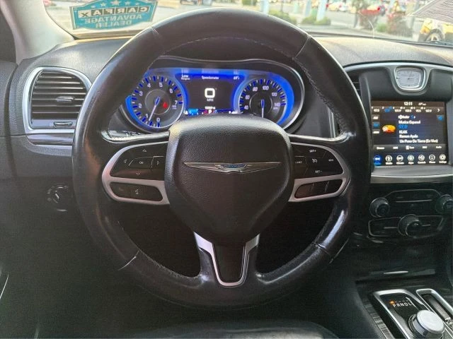 2018 Chrysler 300 (2005-2023) - Image 17 of 21