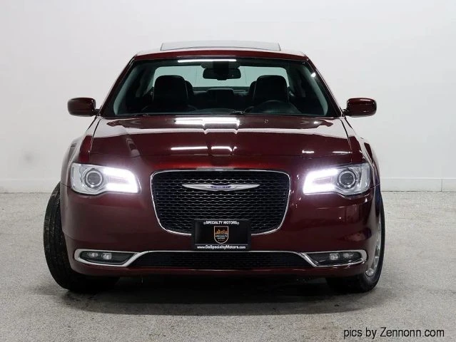 2018 Chrysler 300 (2005-2023) - Image 5 of 21