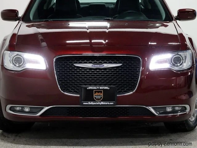 2018 Chrysler 300 (2005-2023) - Image 6 of 21