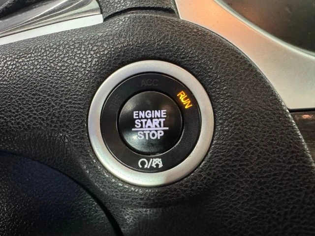 2018 Chrysler 300 (2005-2023) - Image 17 of 21