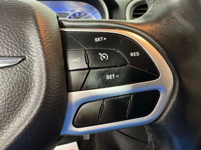 2018 Chrysler 300 (2005-2023) - Image 16 of 21