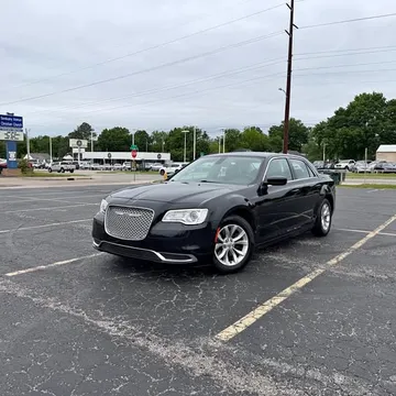 2018 Chrysler 300 Touring