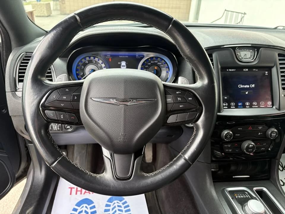 2018 Chrysler 300 (2005-2023) - Image 18 of 20