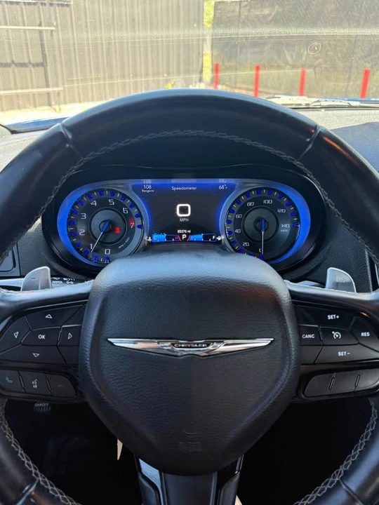 2018 Chrysler 300 (2005-2023) - Image 19 of 20