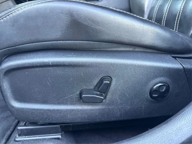 2018 Chrysler 300 (2005-2023) - Image 19 of 21