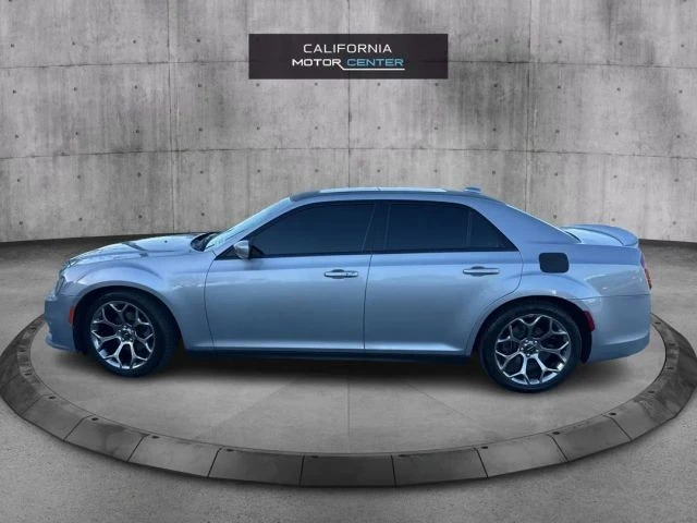 2018 Chrysler 300 (2005-2023) - Image 8 of 21