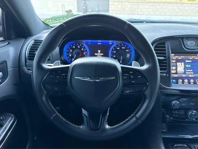 2018 Chrysler 300 (2005-2023) - Image 17 of 21