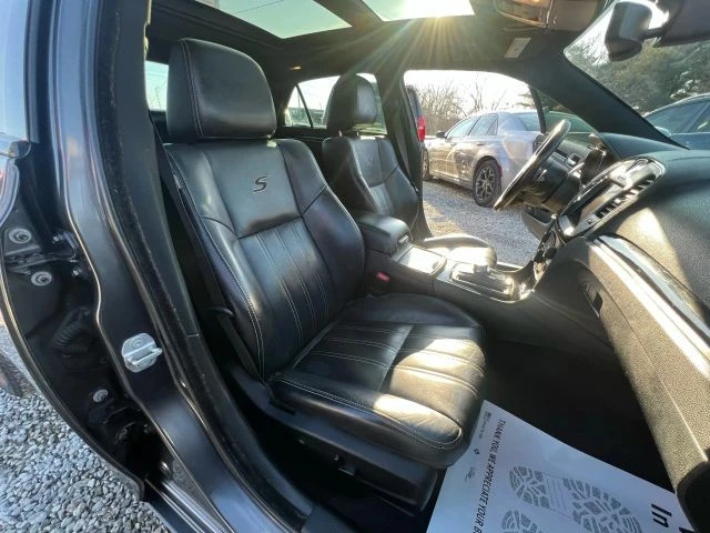 2018 Chrysler 300 (2005-2023) - Image 16 of 18