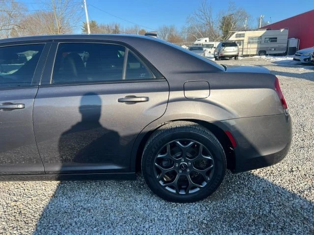 2018 Chrysler 300 (2005-2023) - Image 5 of 18