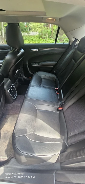 2018 Chrysler 300 (2005-2023) - Image 12 of 12