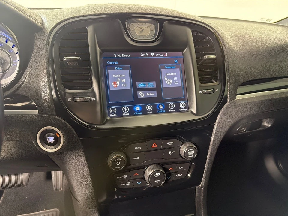 2018 Chrysler 300 (2005-2023) - Image 14 of 21