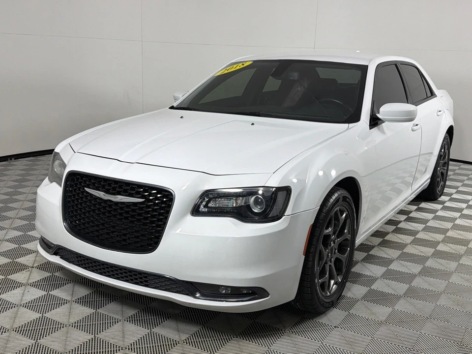 2018 Chrysler 300 (2005-2023) - Image 8 of 21