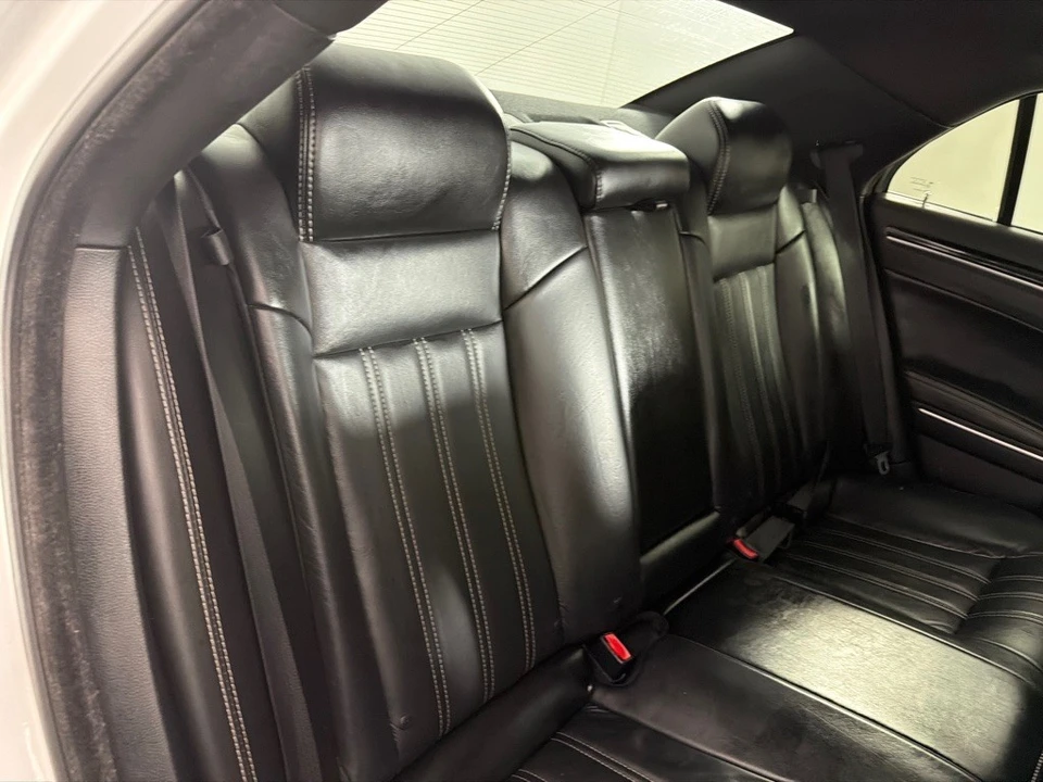 2018 Chrysler 300 (2005-2023) - Image 20 of 21