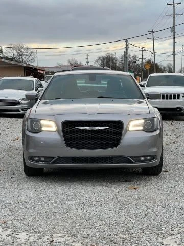 2018 Chrysler 300 (2005-2023) - Image 2 of 18