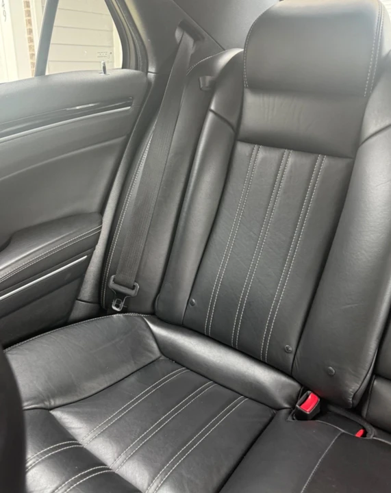 2018 Chrysler 300 (2005-2023) - Image 20 of 24