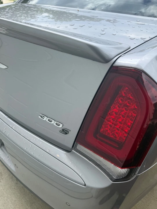 2018 Chrysler 300 (2005-2023) - Image 16 of 24