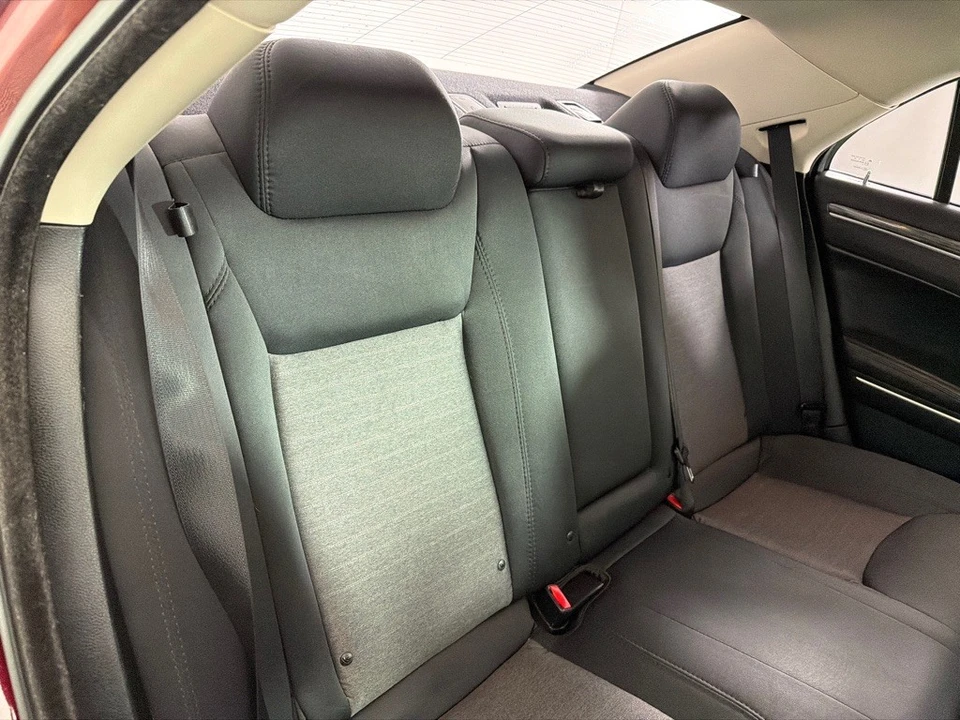2018 Chrysler 300 (2005-2023) - Image 21 of 21