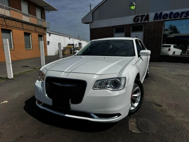 2018 Chrysler 300 (2005-2023) - Image 5 of 12