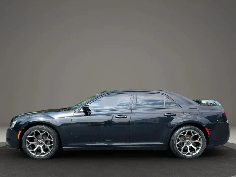 2018 Chrysler 300 (2005-2023) - Image 8 of 12
