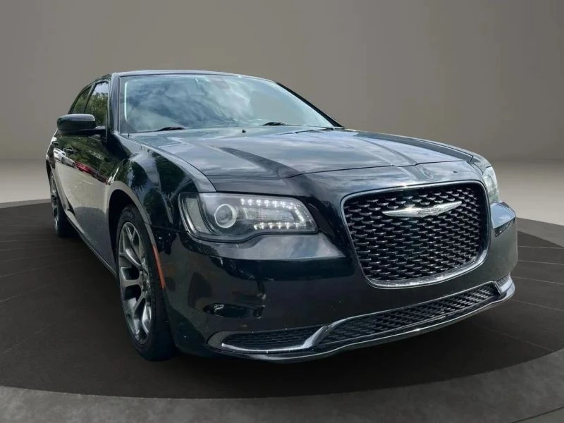 2018 Chrysler 300 (2005-2023) - Image 3 of 12