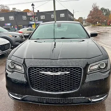 2018 Chrysler 300 S AWD