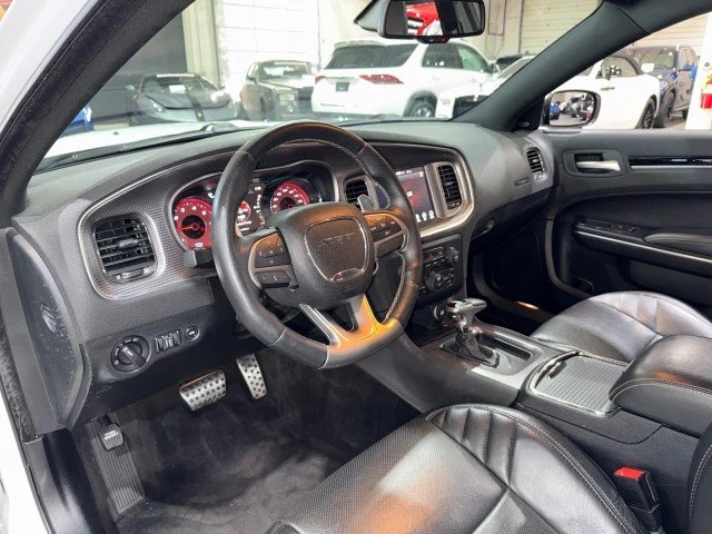 2018 Chrysler 300 (2005-2023) - Image 4 of 19