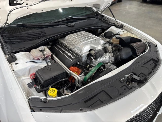 2018 Chrysler 300 (2005-2023) - Image 13 of 19