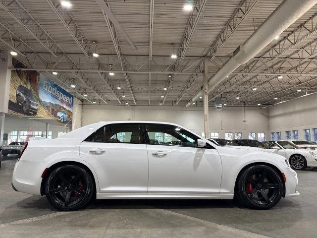 2018 Chrysler 300 (2005-2023) - Image 9 of 19